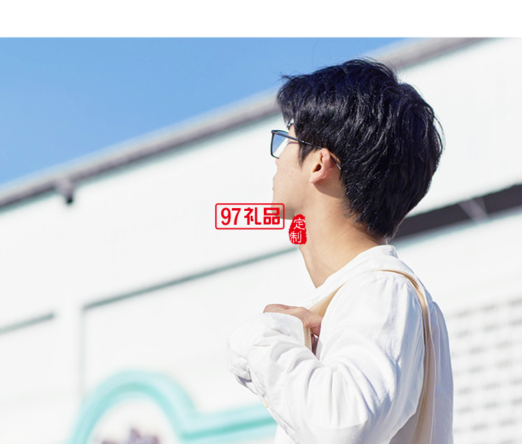 大容量個性潮流女學(xué)生新款單肩包