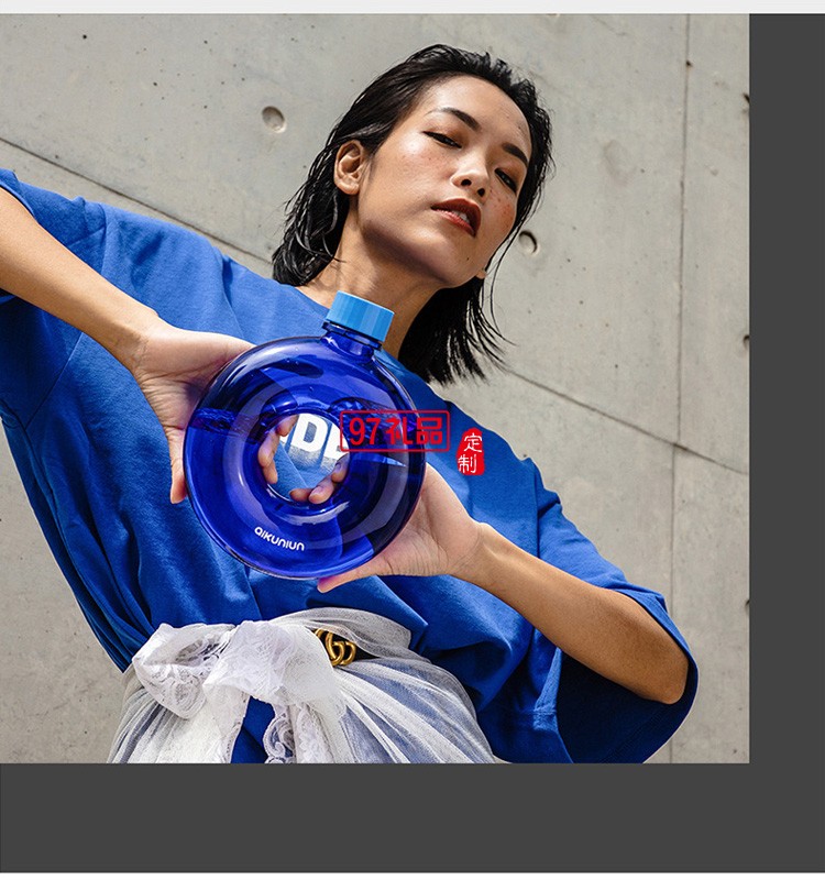 大容量戶(hù)外運(yùn)動(dòng)防摔水壺便攜隨手戶(hù)外QQ壺活動(dòng)小禮品定制
